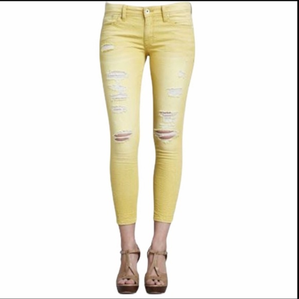 The Sinclair NWT Fisk Destroyed Cropped Jeans 28